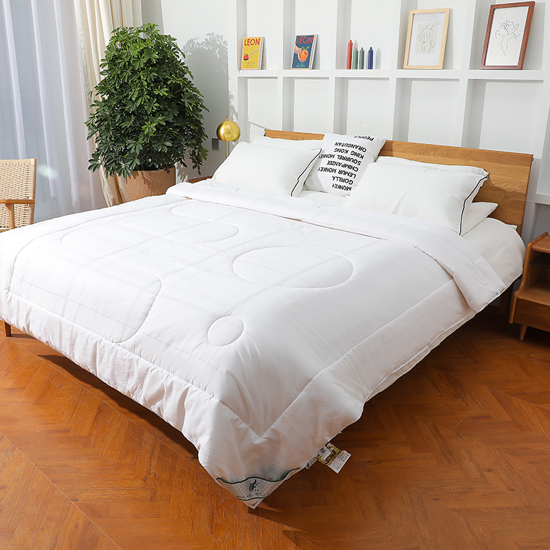 進(jìn)口澳毛羊毛被